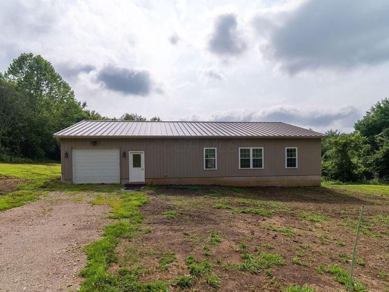 7795 Loches Road NE, Saint Louisville, OH 43071 Photo 26