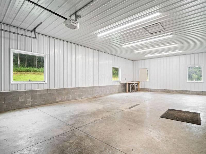 7795 Loches Road NE, Saint Louisville, OH 43071 Photo 7