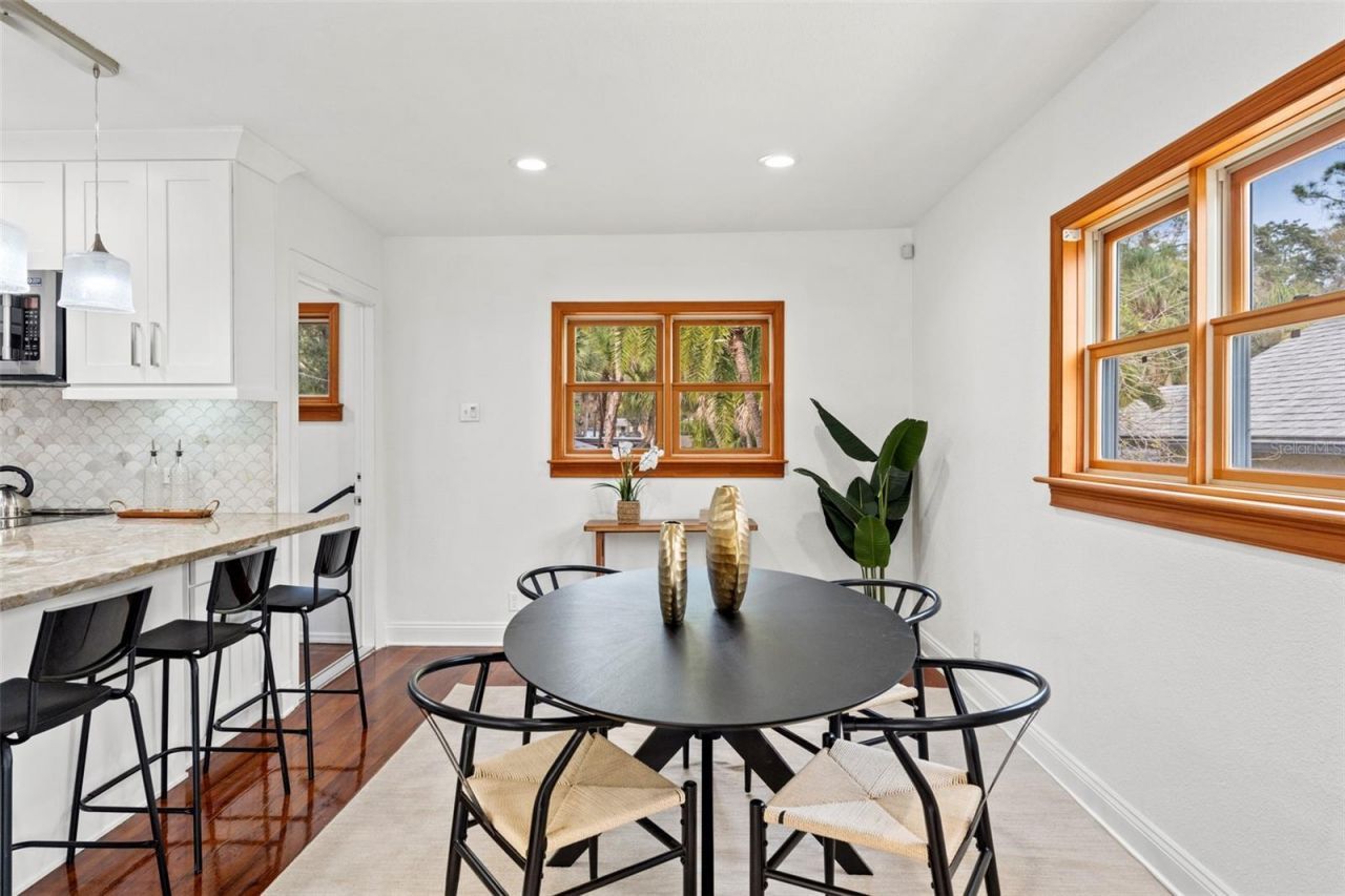 906 W Henry Avenue, Tampa, FL 33604 Photo