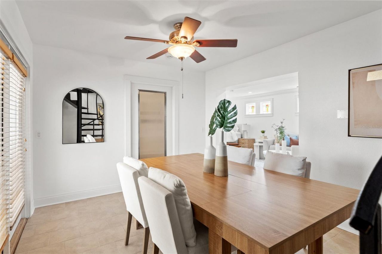 906 W Henry Avenue, Tampa, FL 33604 Photo