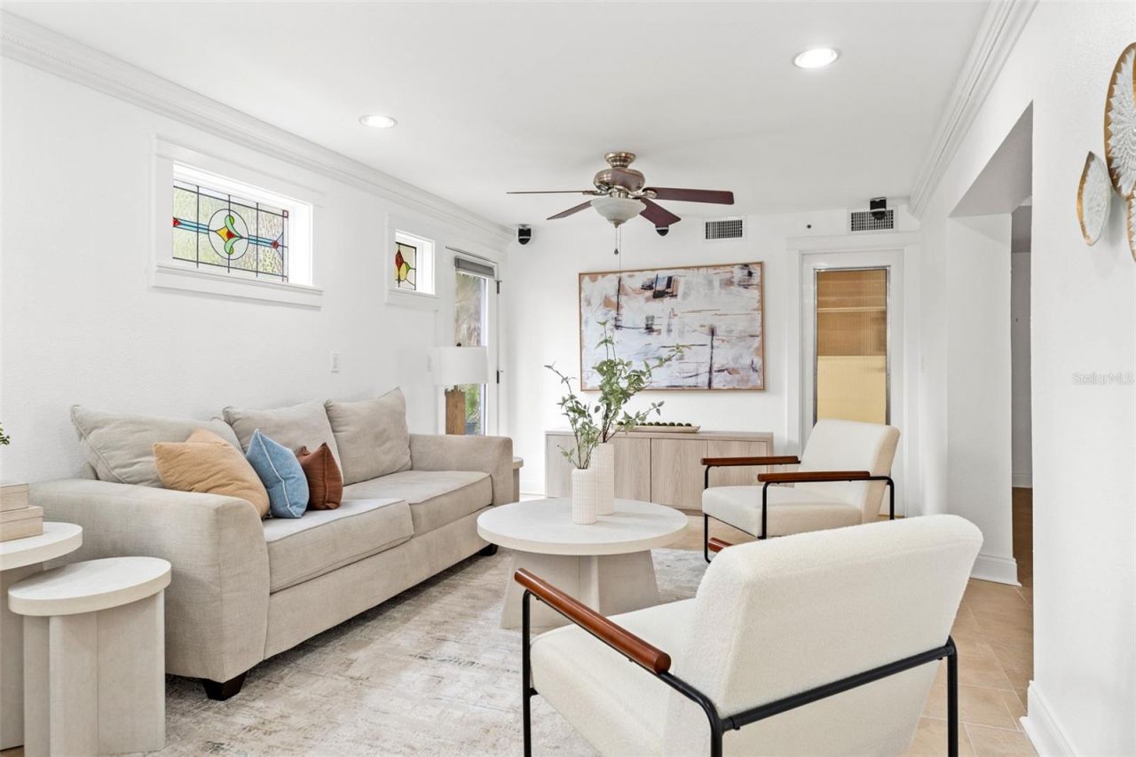 906 W Henry Avenue, Tampa, FL 33604 Photo