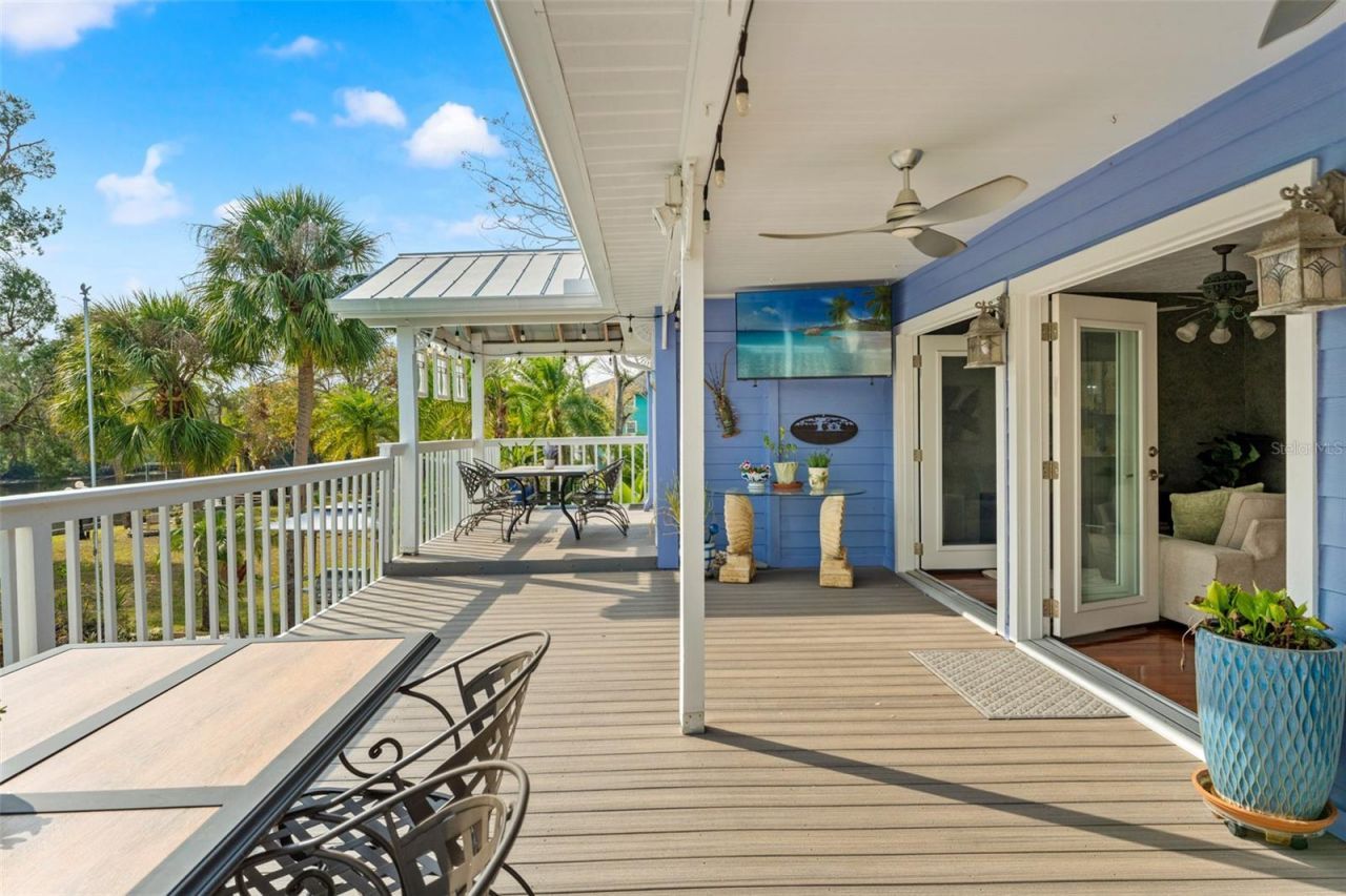 906 W Henry Avenue, Tampa, FL 33604 Photo