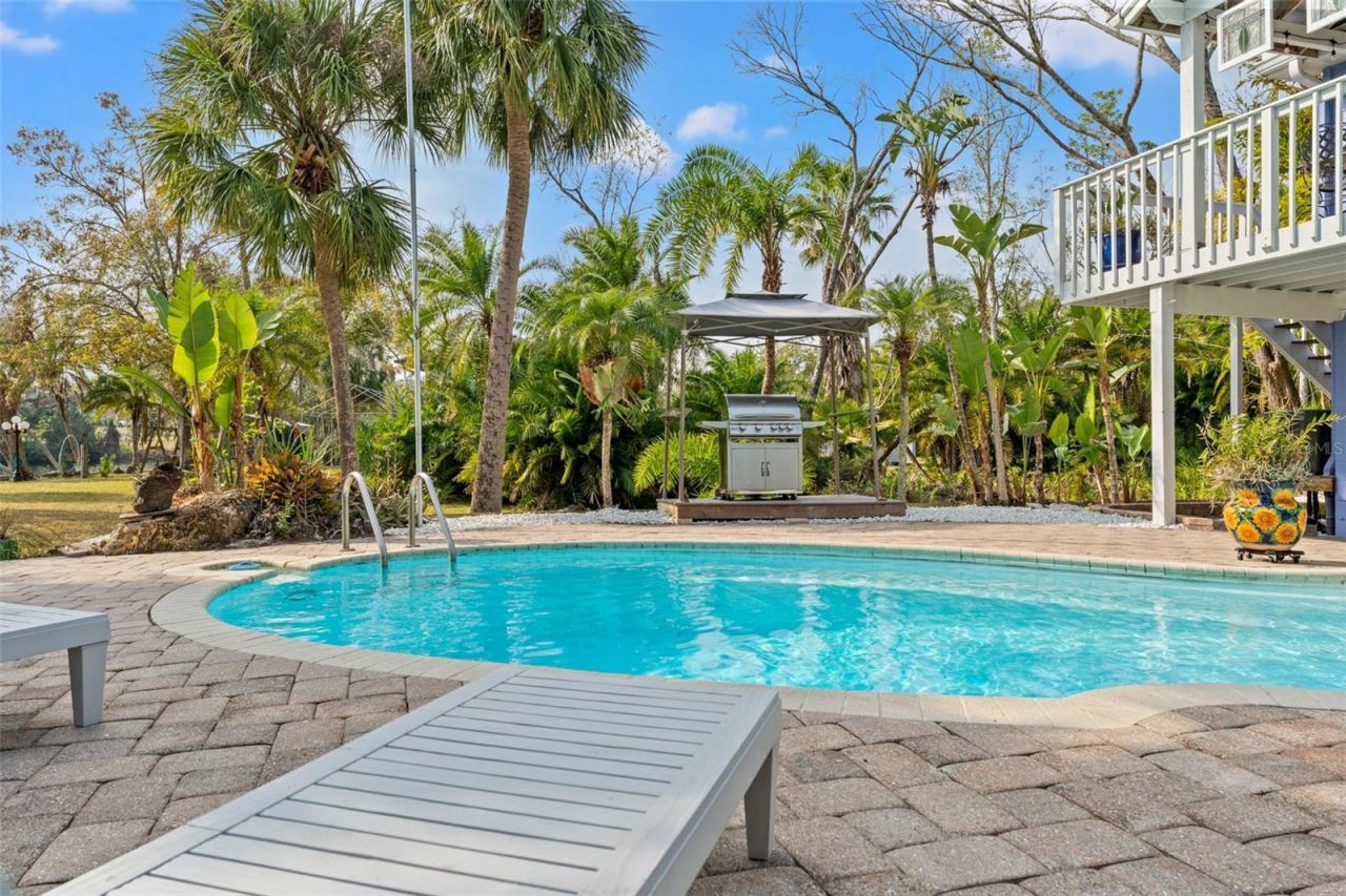906 W Henry Avenue, Tampa, FL 33604 Photo