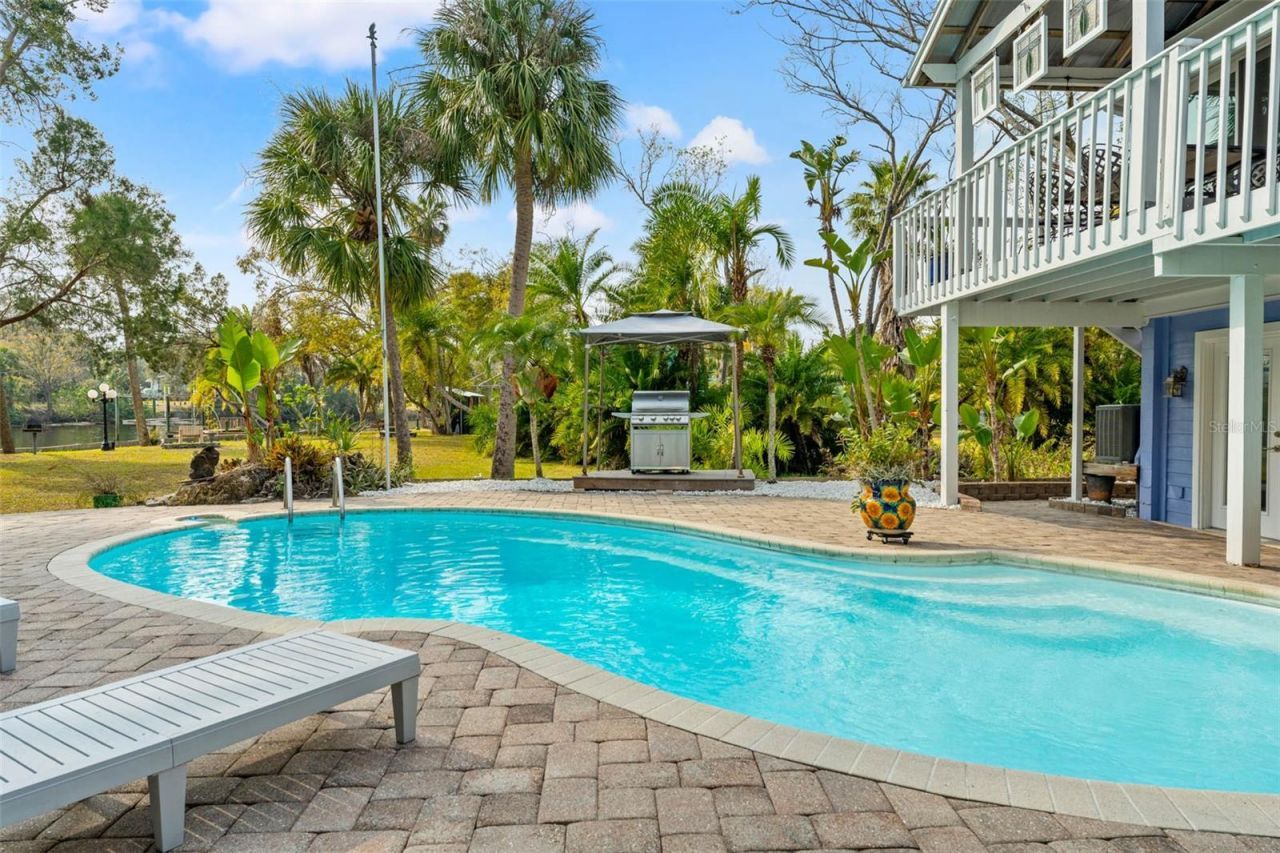 906 W Henry Avenue, Tampa, FL 33604 Photo