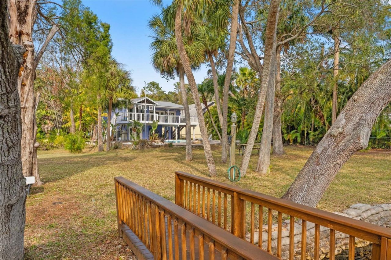 906 W Henry Avenue, Tampa, FL 33604 Photo