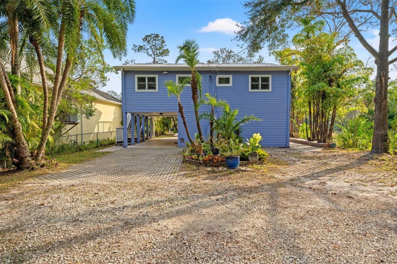 906 W Henry Avenue, Tampa, FL 33604 Photo