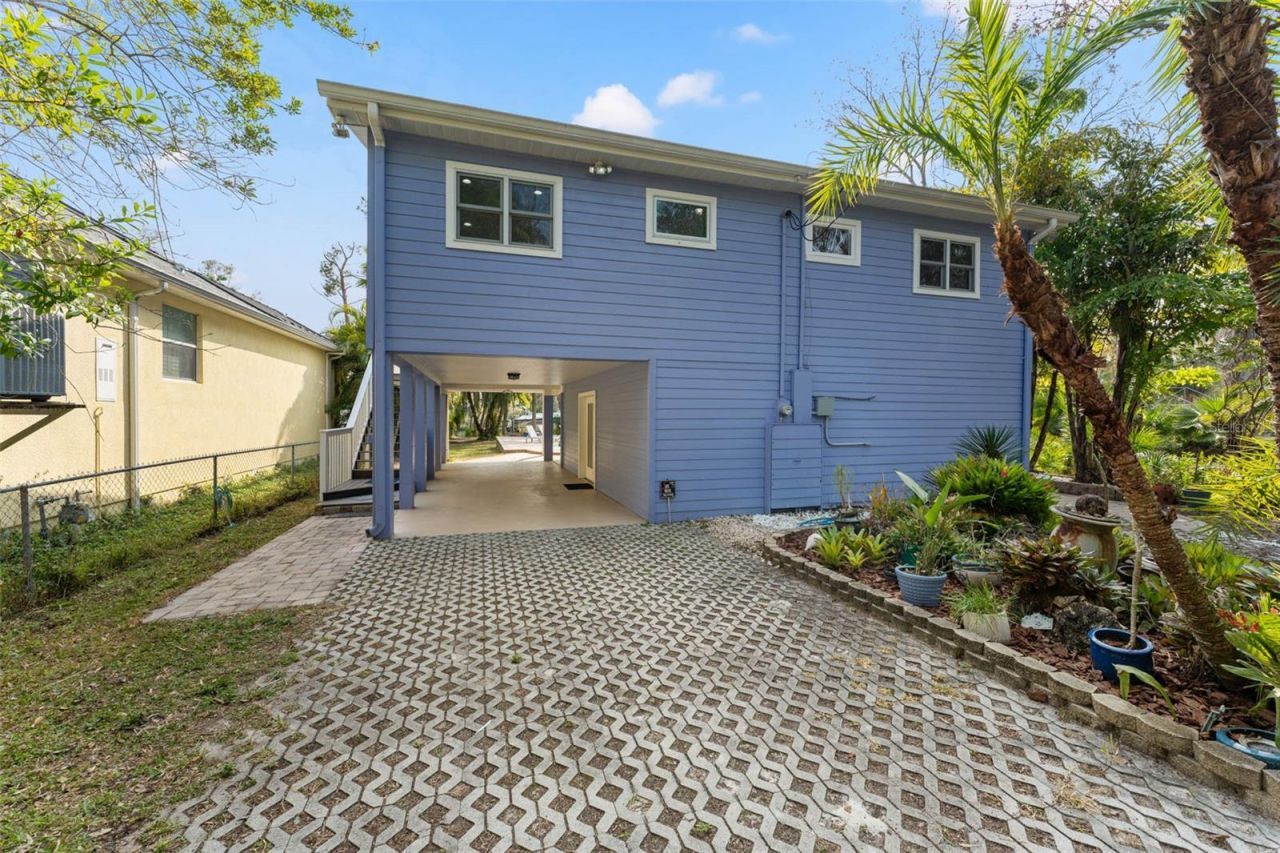 906 W Henry Avenue, Tampa, FL 33604 Photo