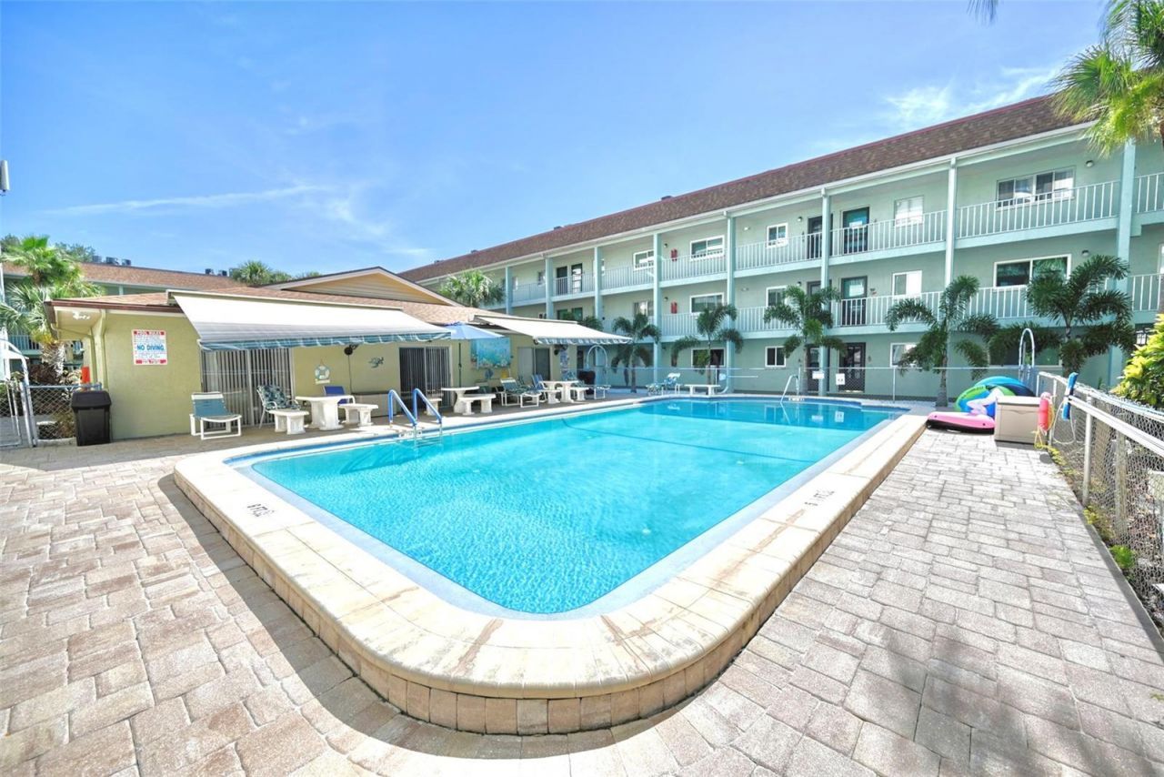 801 83rd Avenue N, Unit 133, Saint Petersburg, FL 33702 Photo