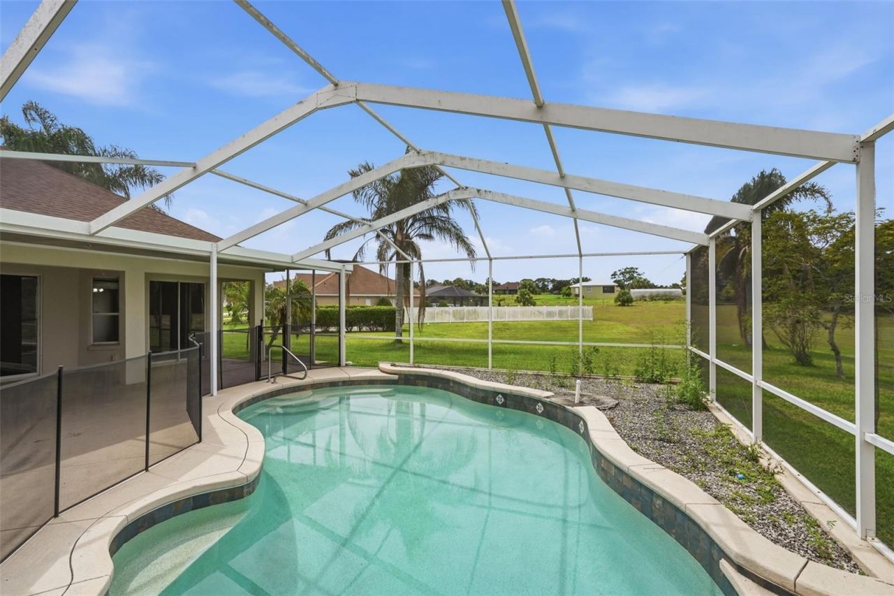 200 Lake Arietta Court, Auburndale, FL 33823 Photo
