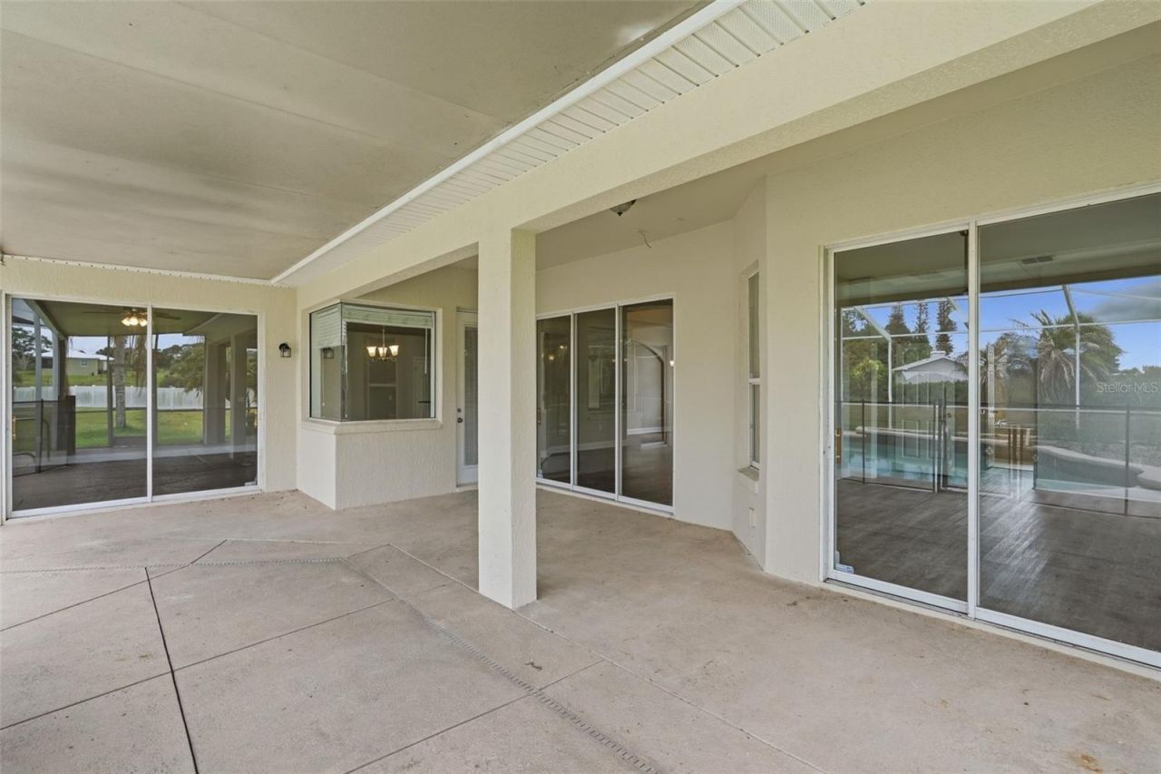 200 Lake Arietta Court, Auburndale, FL 33823 Photo