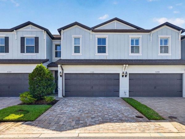 11301 BEACH WALK WAY NE, ST PETERSBURG, FL 33716