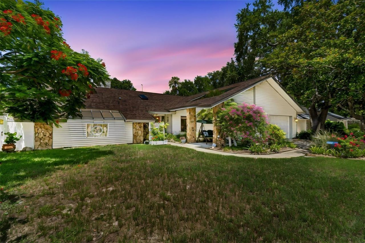 2781 Valencia Lane W, Palm Harbor, FL 34684 Main Photo