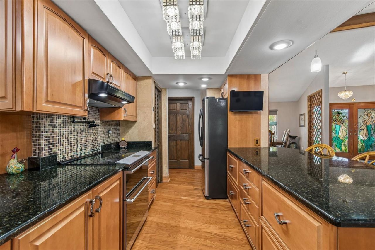 2781 Valencia Lane W, Palm Harbor, FL 34684 Photo