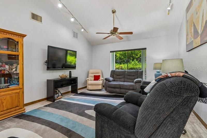 2781 Valencia Lane W, Palm Harbor, FL 34684 Photo