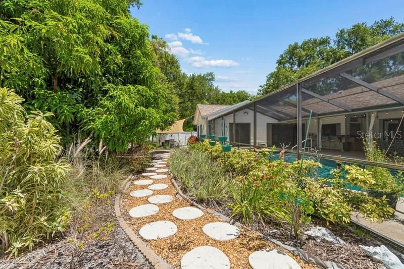 2781 Valencia Lane W, Palm Harbor, FL 34684 Photo