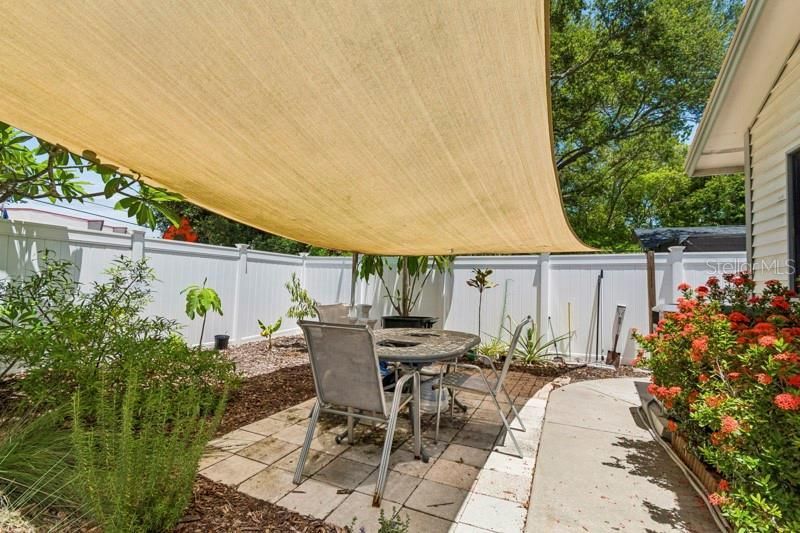 2781 Valencia Lane W, Palm Harbor, FL 34684 Photo