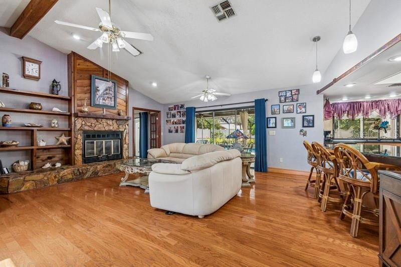 2781 Valencia Lane W, Palm Harbor, FL 34684 Photo