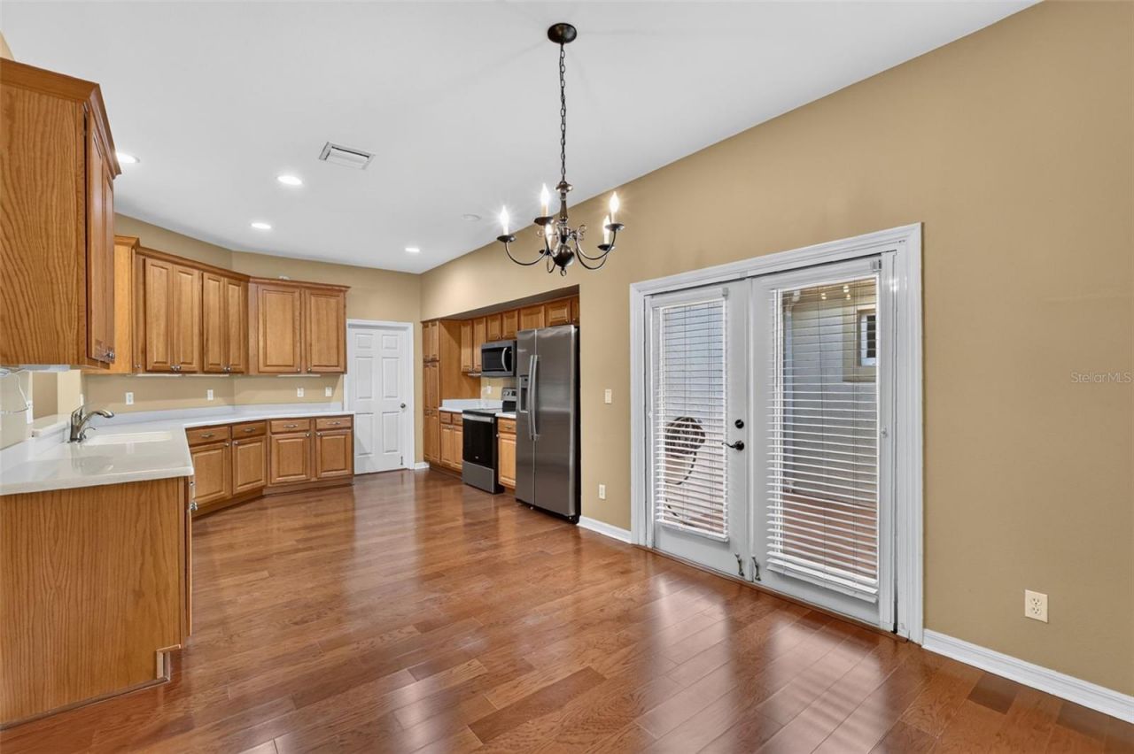 5809 Bounty Circle , Tavares, FL 32778 Photo