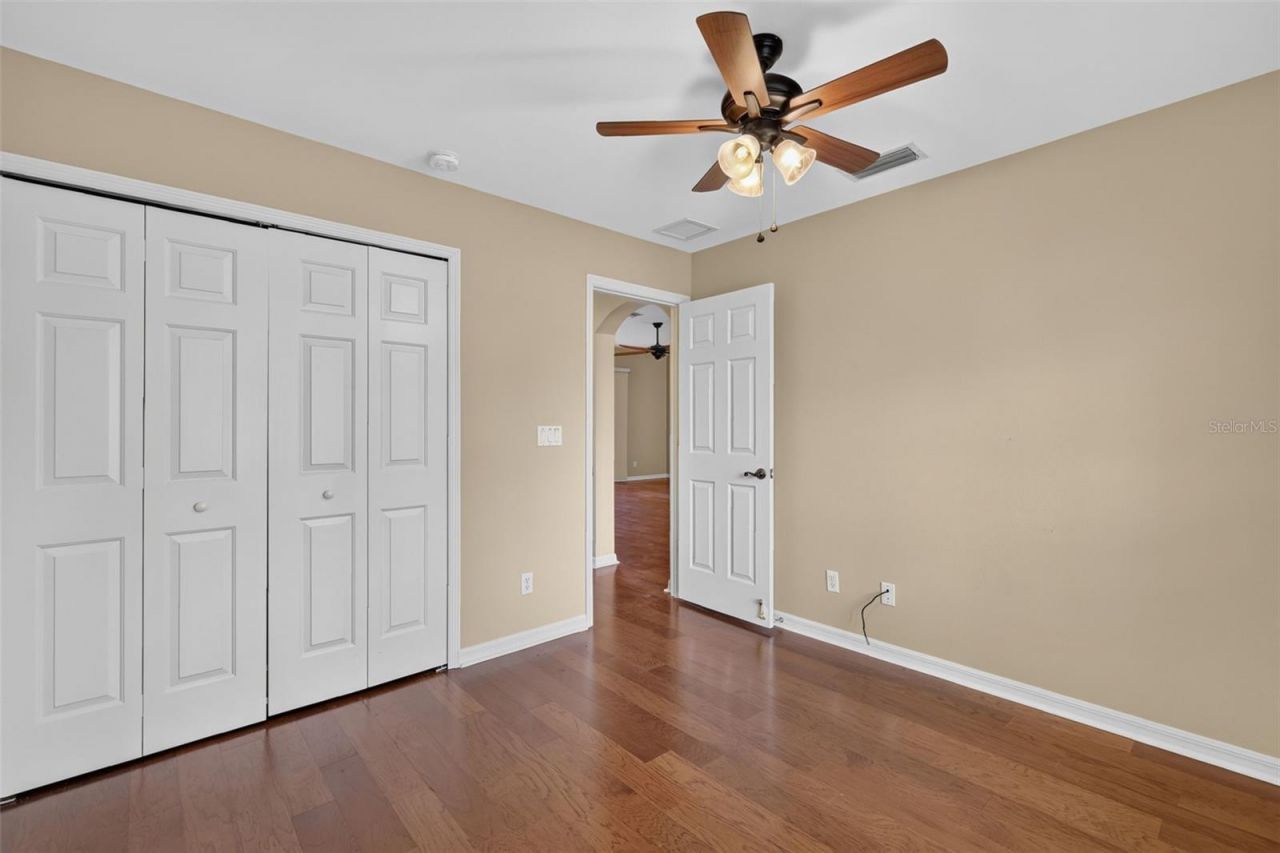 5809 Bounty Circle , Tavares, FL 32778 Photo