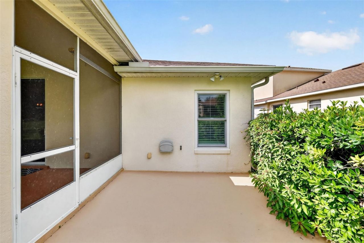 5809 Bounty Circle , Tavares, FL 32778 Photo
