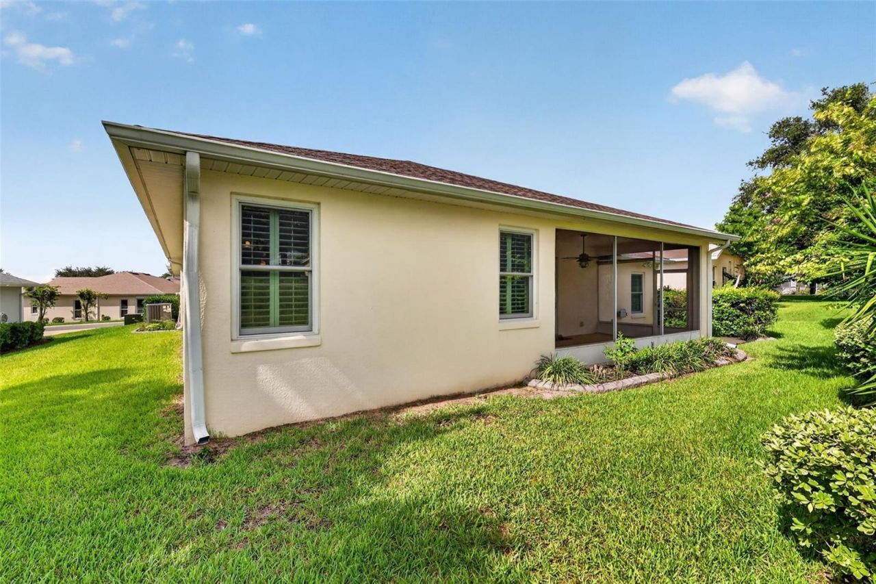 5809 Bounty Circle , Tavares, FL 32778 Photo