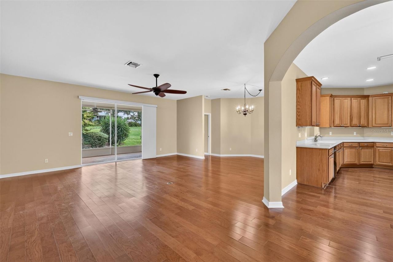 5809 Bounty Circle , Tavares, FL 32778 Photo
