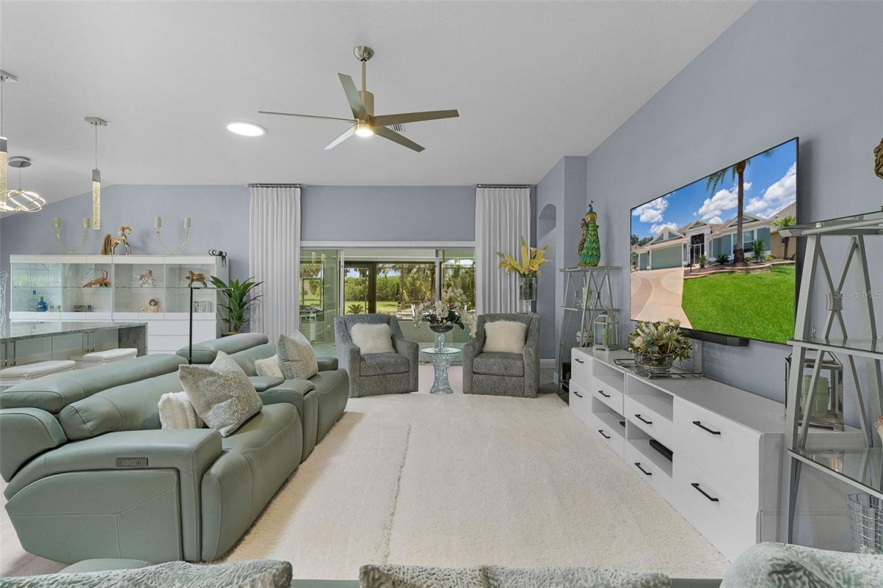 1951 Gatehouse Terrace, The Villages, FL 32163 Photo