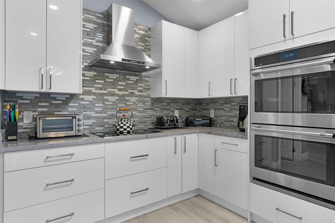 1951 Gatehouse Terrace, The Villages, FL 32163 Photo