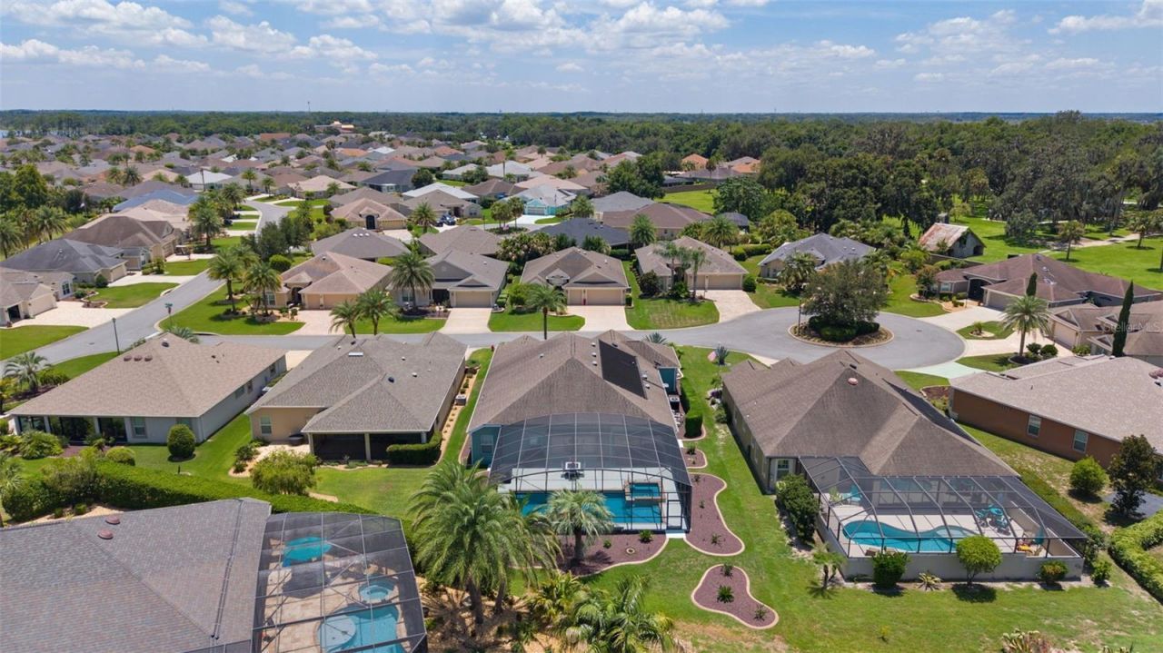 1951 Gatehouse Terrace, The Villages, FL 32163 Photo