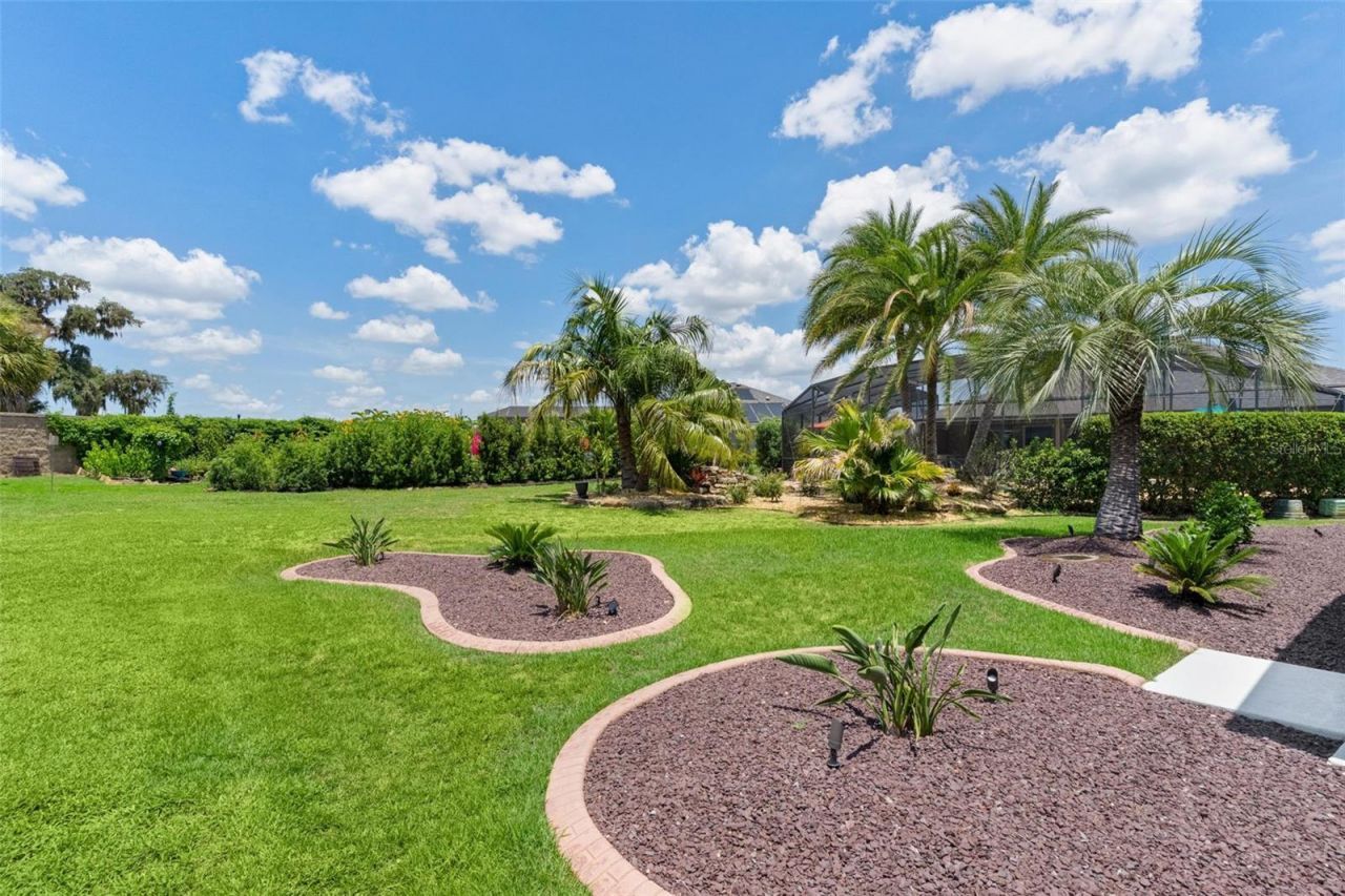 1951 Gatehouse Terrace, The Villages, FL 32163 Photo