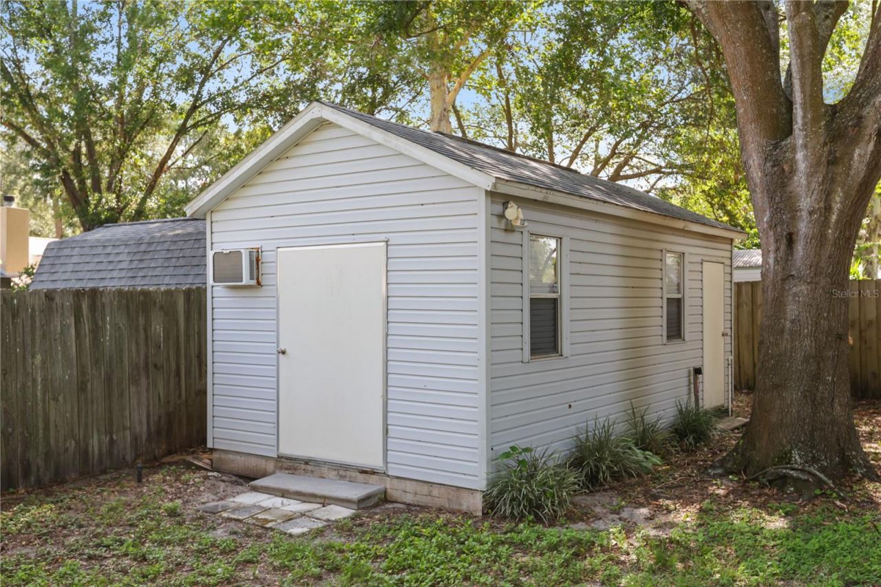 2635 Lake Landing Boulevard, Eustis, FL 32726 Photo