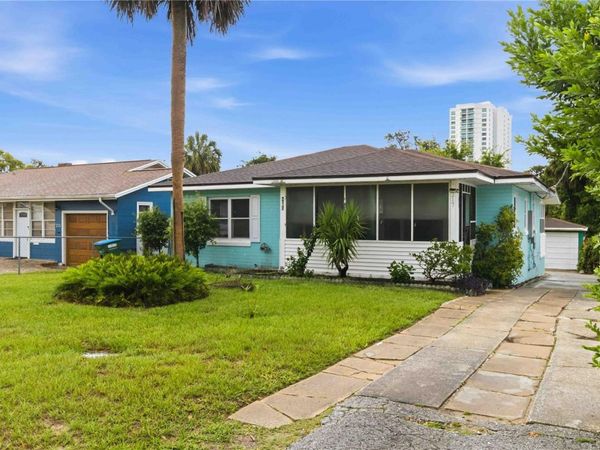 217 DAYTONA AVENUE , HOLLY HILL, FL 32117