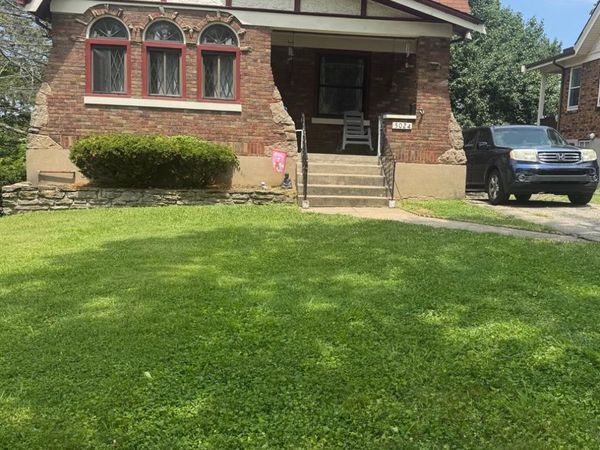 5024 Casa Loma Blvd, Cincinnati, OH 45238