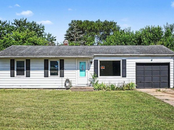 28821 Frank Court, Elkhart, IN 46516