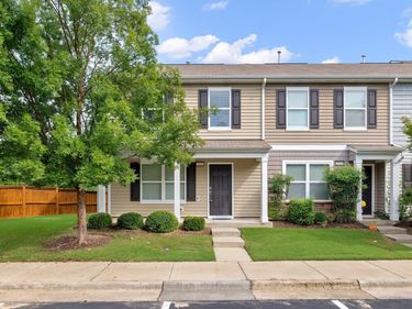 2926 Berkeley Springs Place, Raleigh, NC 27616