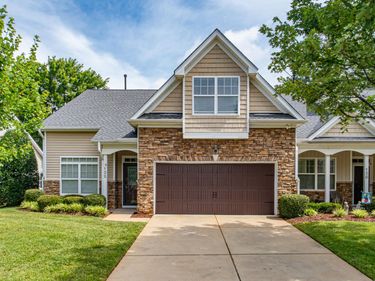 122 Star Flower Court, Apex, NC 27539