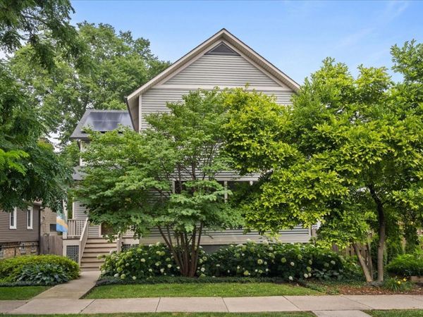 1136 Florence Avenue , Evanston, IL 60202