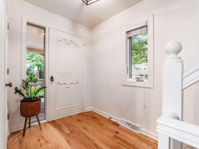 8475 Gullane Court, Dublin, OH 43017 Photo 7