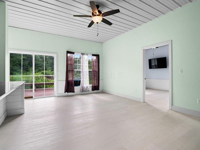 7795 Loches Road NE, Saint Louisville, OH 43071 Photo 20