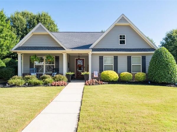 260 Creek View Lane , Acworth, GA 30102