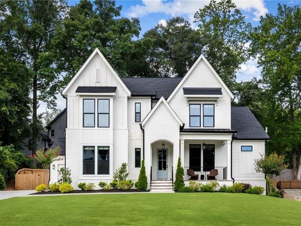 3896 Town Farms Drive , Atlanta, GA 30360