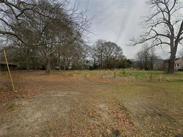 646 Martin Luther King Street , Thomson, GA 30824