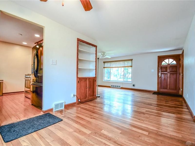 3621 Strathmoor Drive, Kettering, OH 45429 Photo 10