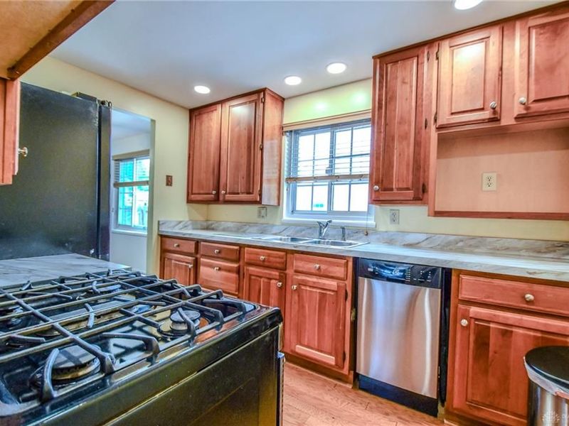 3621 Strathmoor Drive, Kettering, OH 45429 Photo 12