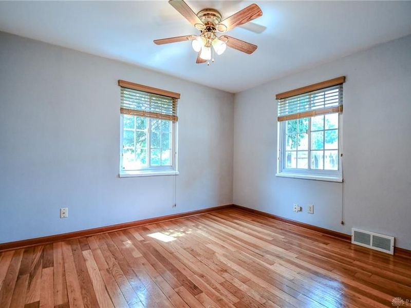 3621 Strathmoor Drive, Kettering, OH 45429 Photo 17