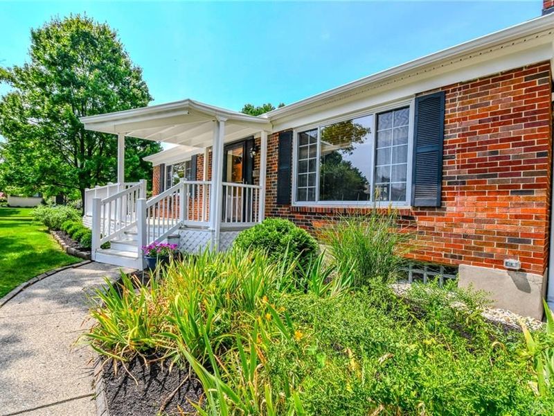 3621 Strathmoor Drive, Kettering, OH 45429 Photo 2