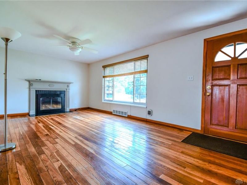 3621 Strathmoor Drive, Kettering, OH 45429 Photo 5