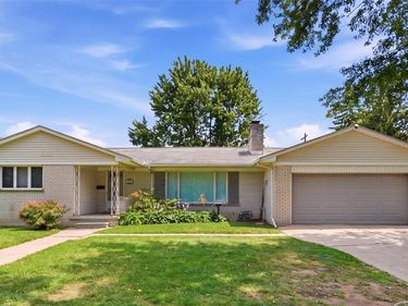 240 E Huron River Drive, Belleville, Mi 48111