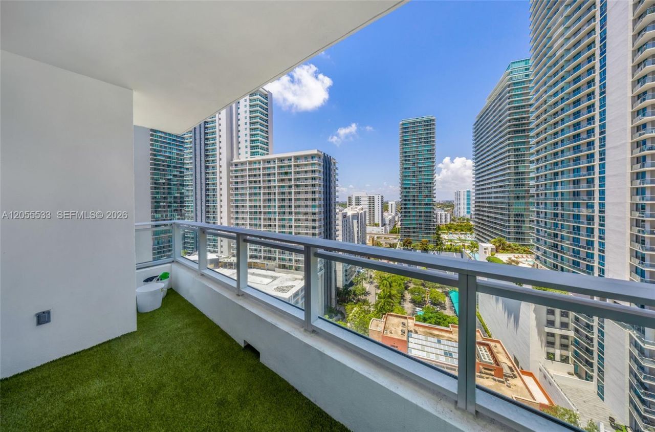 1080 Brickell Ave , Unit 1803, Miami, FL 33131 Photo