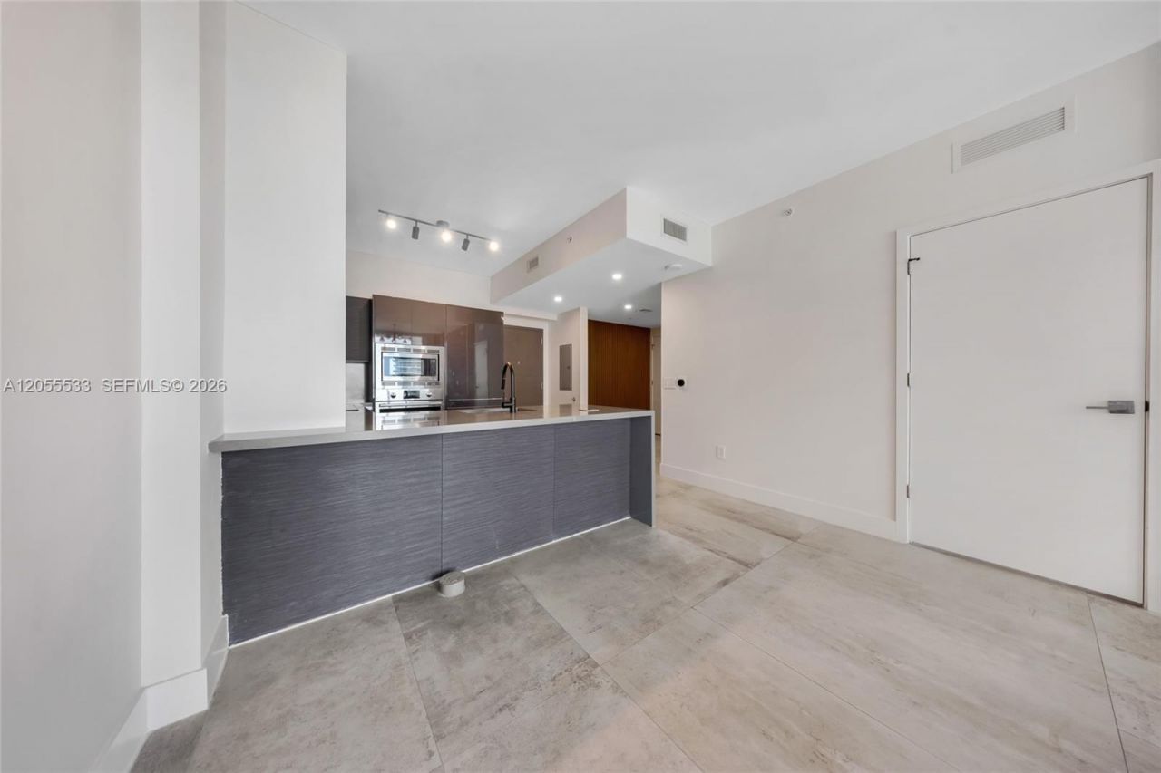 1080 Brickell Ave , Unit 1803, Miami, FL 33131 Photo